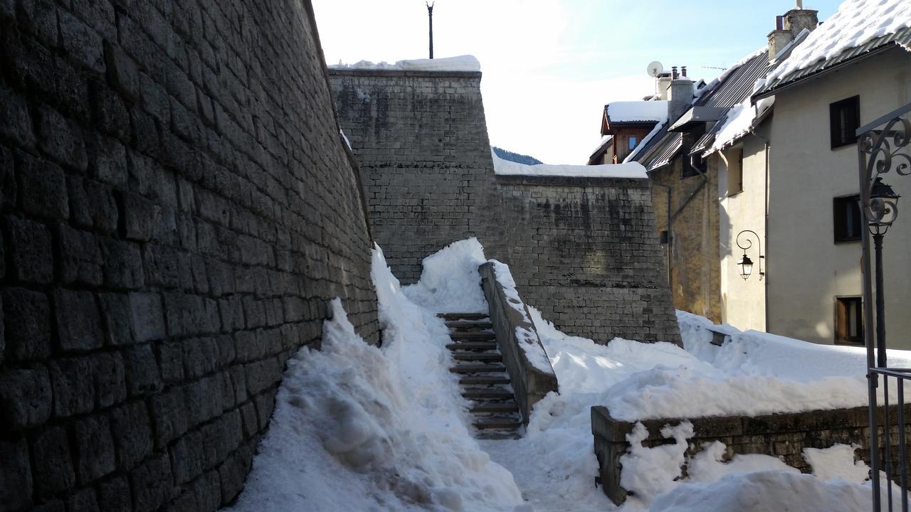 Maison A Tour Briancon Eksteriør billede